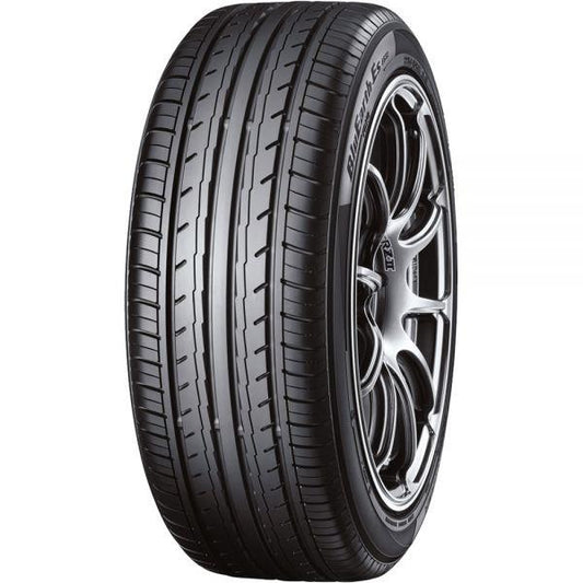235/45R17 YOKOHAMA BLUEARTH-ES ES32A 97V XL RPB CBA68 rehvid – osta PRVShop.ee